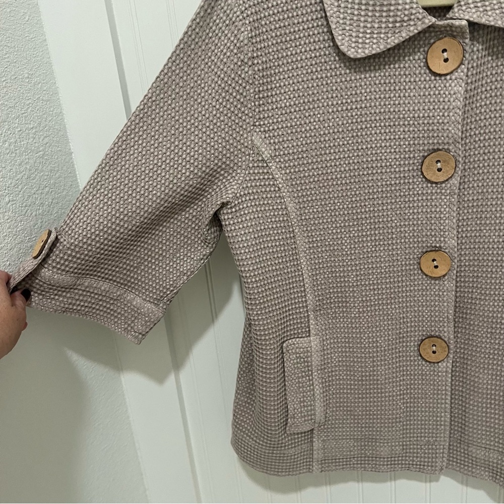 Focus Waffle  Beige Button-Up Jacket - Picture 6 of 10